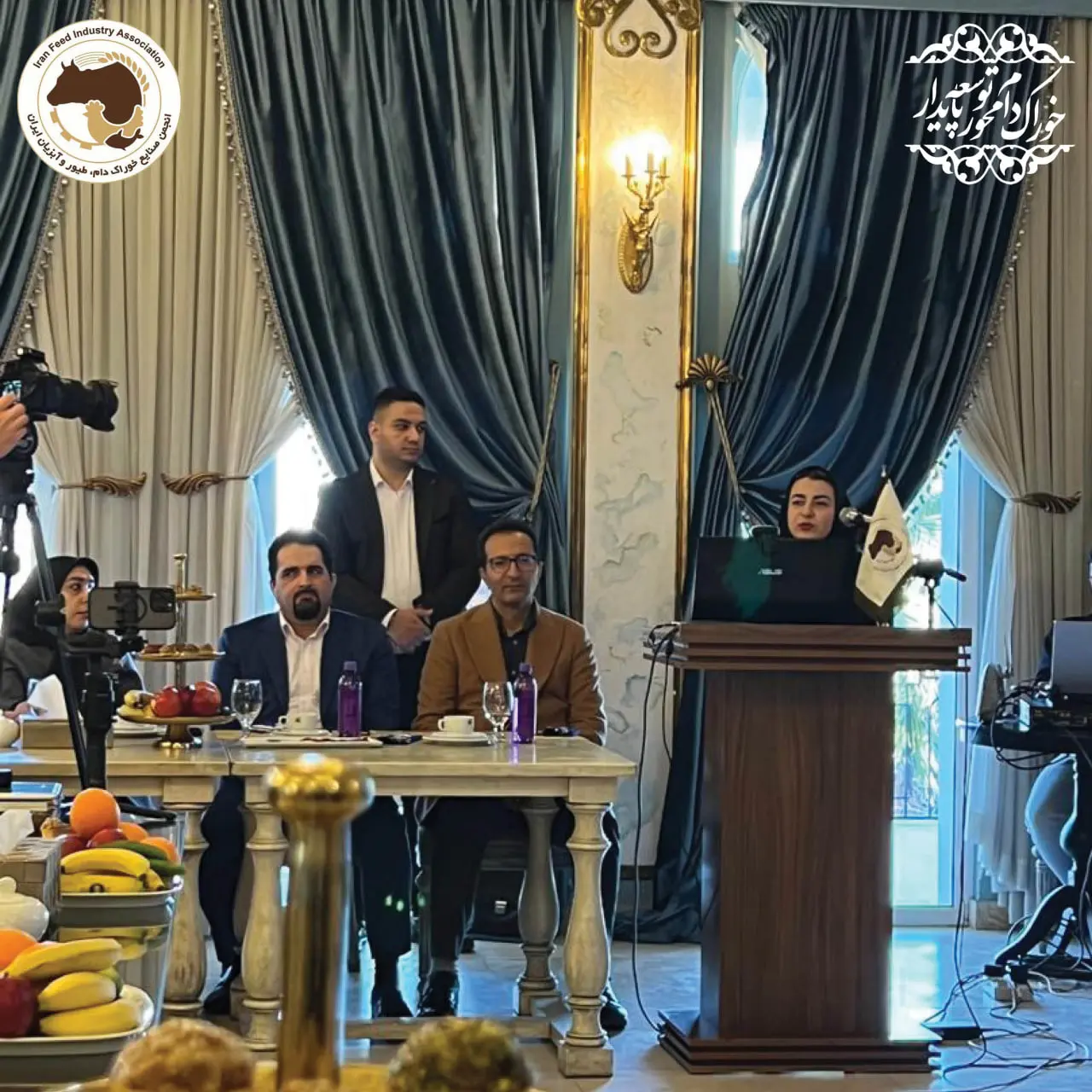 دهمین سمینار آموزشی سال 1403 با موضوع  توانمندسازی نوین  در فرآوری و ارتقای کیفیت خوراک دام، طیور و آبزیان